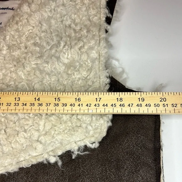 Aeropostale Women's M‎ Faux Suede Sherpa Lining Brown Vest Draped Open Front - Picture 5 of 9